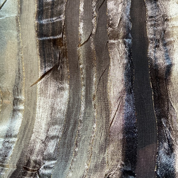 🆕 H&M skirt in size 10 - Picture 3 of 9